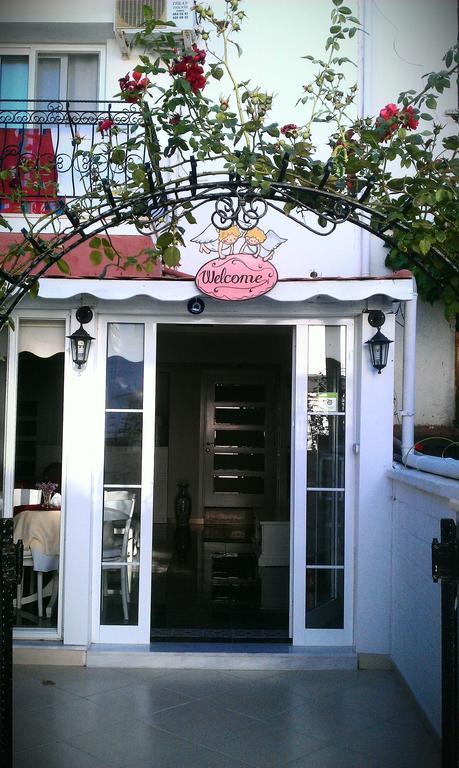 Melaike Hotel Foça Exterior photo