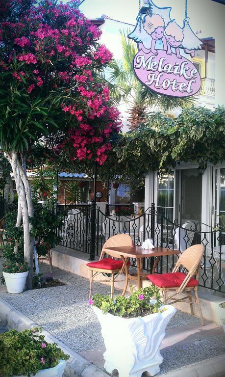 Melaike Hotel Foça Exterior photo