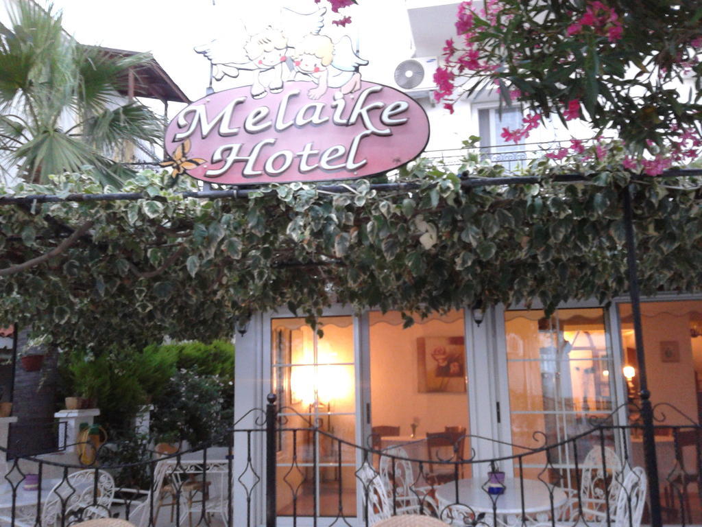 Melaike Hotel Foça Exterior photo